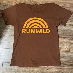 Indy Brand XS run wild graphic Tee Shirt